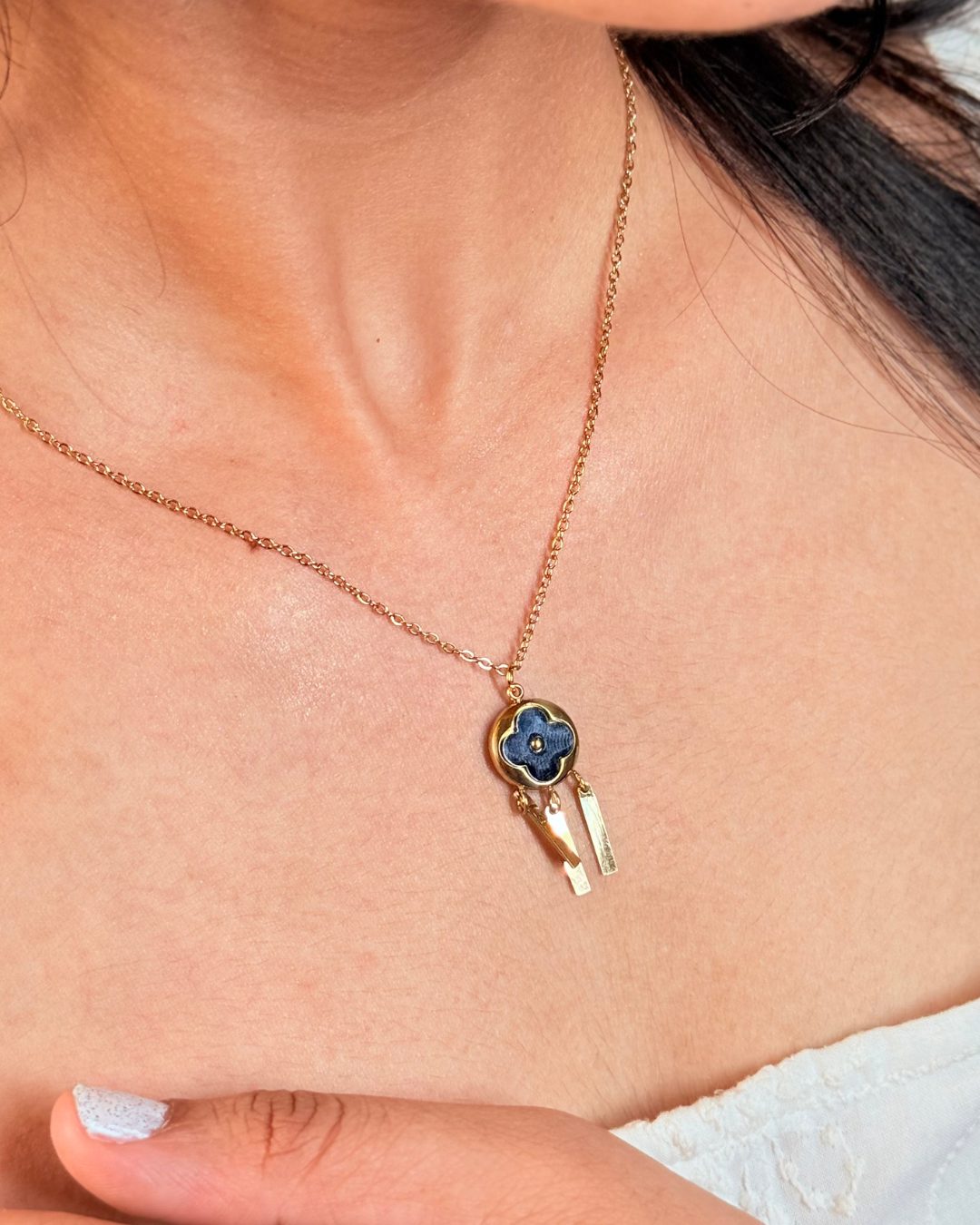 Starchic Floral Drop Pendant Necklace with Dangling Charms ✨