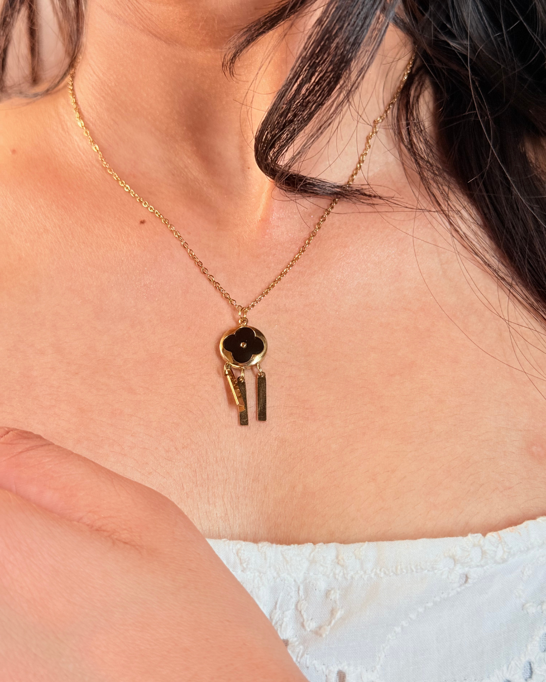 Starchic Floral Drop Pendant Necklace with Dangling Charms ✨